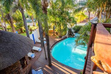 هتل The Villa Manor & Spa