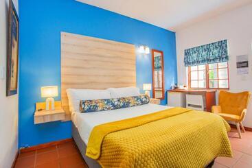 هتل The Villa Manor & Spa