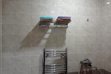 پانسیون Bizim Ev Hostel