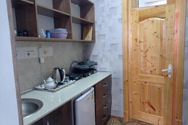 پانسیون Bizim Ev Hostel