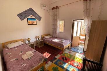 پانسیون Guest House Khiva Boyjon Ota