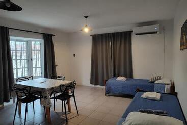 تختخواب و صبحانه Ezeiza Home