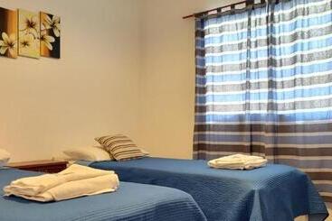 تختخواب و صبحانه Ezeiza Home