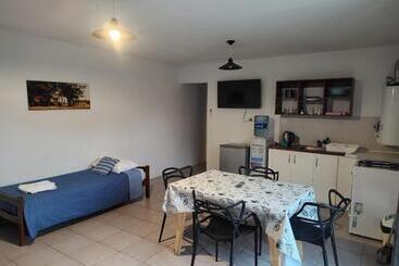 تختخواب و صبحانه Ezeiza Home