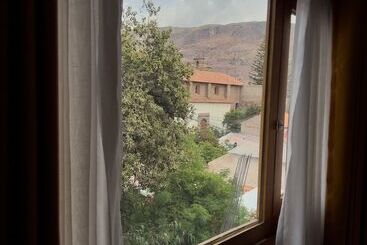 هتل Andes De Urubamba