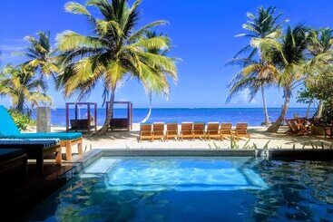 هتل Mangata Villas Adults Only