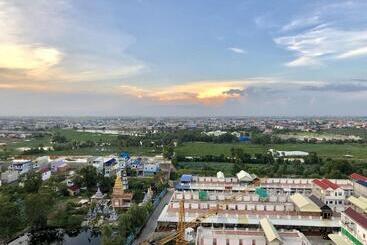 City Comfort Airport Hotel Phnom Penh