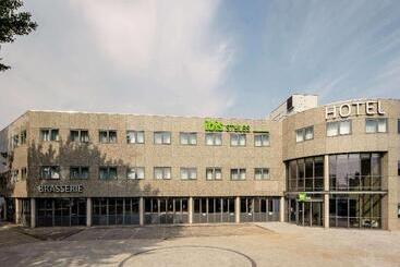 هتل Ibis Styles Almere