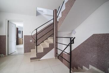 پانسیون Casa Burduhos