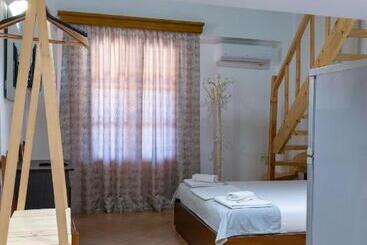 Apart Hotel Alex
