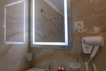 Apart Hotel Alex