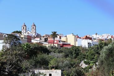 تختخواب و صبحانه Villa Nestor