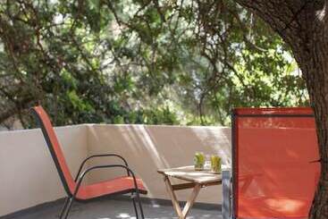 تختخواب و صبحانه Villa Nestor