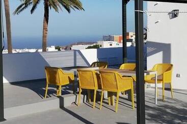 تختخواب و صبحانه Villa Nestor