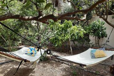 تختخواب و صبحانه Villa Nestor