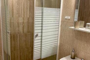 پانسیون Airport Jazmin Guesthouse