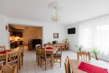 پانسیون Airport Jazmin Guesthouse
