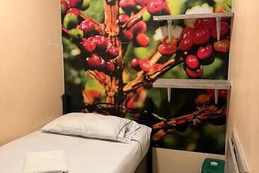 پانسیون Parceros Med Hostel