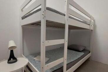 تختخواب و صبحانه Deluxe Tivoli Suites