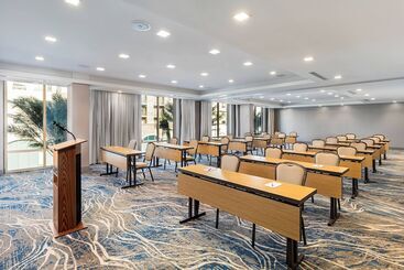 هتل Courtyard By Marriott Los Angeles Monterey Park