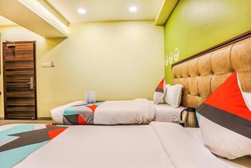 Fabhotel Landmark Residency   Nr Midc Turbhe