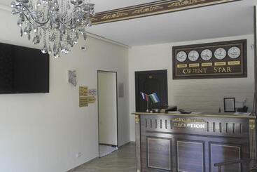 هتل Orient Star