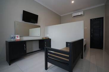 هتل Oyo 1253 Wismakito Syariah
