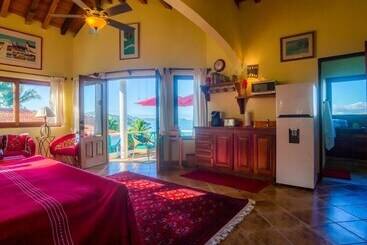پانسیون Special Place Where You Combine The Peace Of The Jungle With The Ocean View