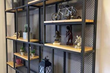 تختخواب و صبحانه Ora Apartament