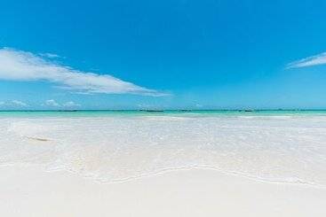 هتل Arya Boutique Resort