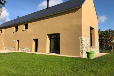 هتل Le Domaine De La Carperie