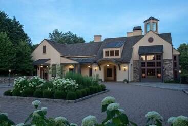 Boar's Head Resort
