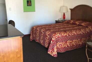 Buckboard Motel