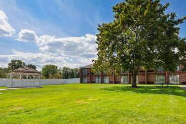 هتل Best Western Plus Keene