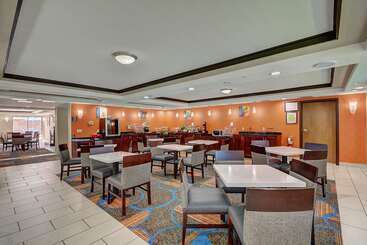 هتل Best Western Plus Keene