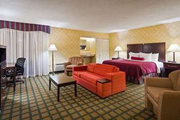 هتل Best Western Plus Keene