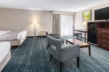 هتل Best Western Plus Keene