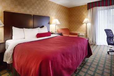 هتل Best Western Plus Keene