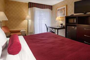 هتل Best Western Plus Keene