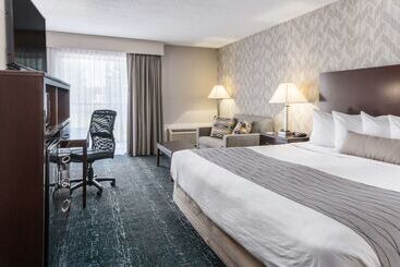 هتل Best Western Plus Keene
