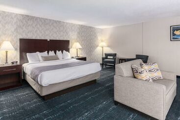 هتل Best Western Plus Keene