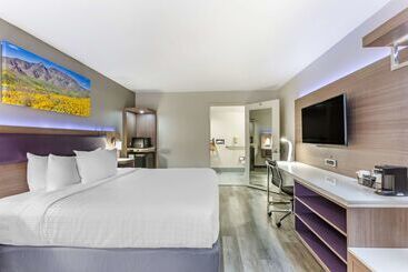 هتل Best Western Sunland Park