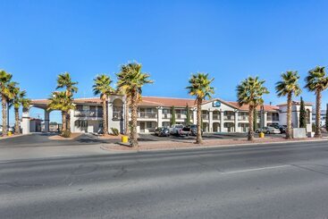 هتل Best Western Sunland Park