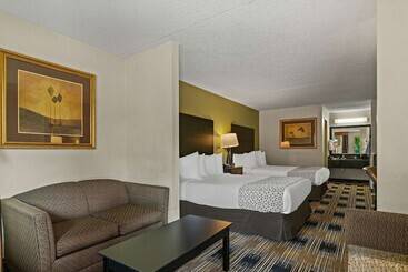 هتل Best Western Windsor Suites