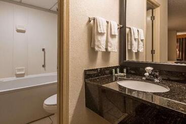 هتل Best Western Windsor Suites