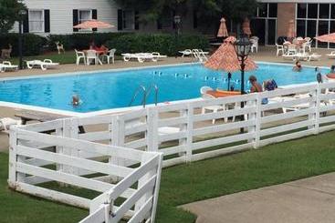 هتل Breckinridge Inn