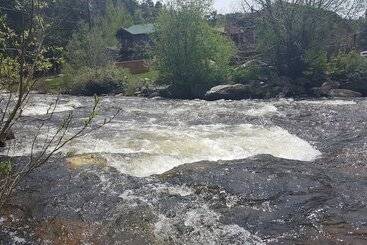 هتل Brynwood On The River