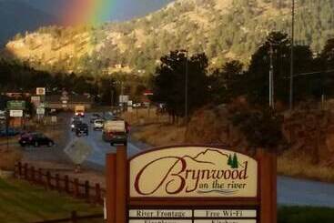 هتل Brynwood On The River