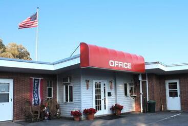 هتل Budget Host Crestview Inn