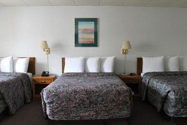 هتل Budget Host Crestview Inn